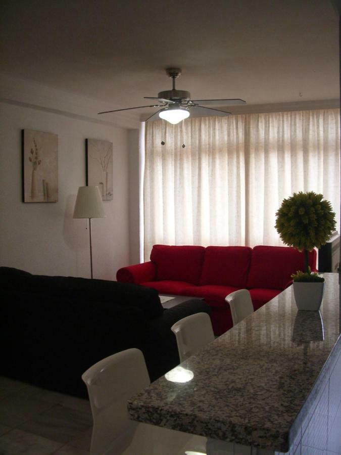 Paseo Maritimo De Poniente Málaga Exterior foto